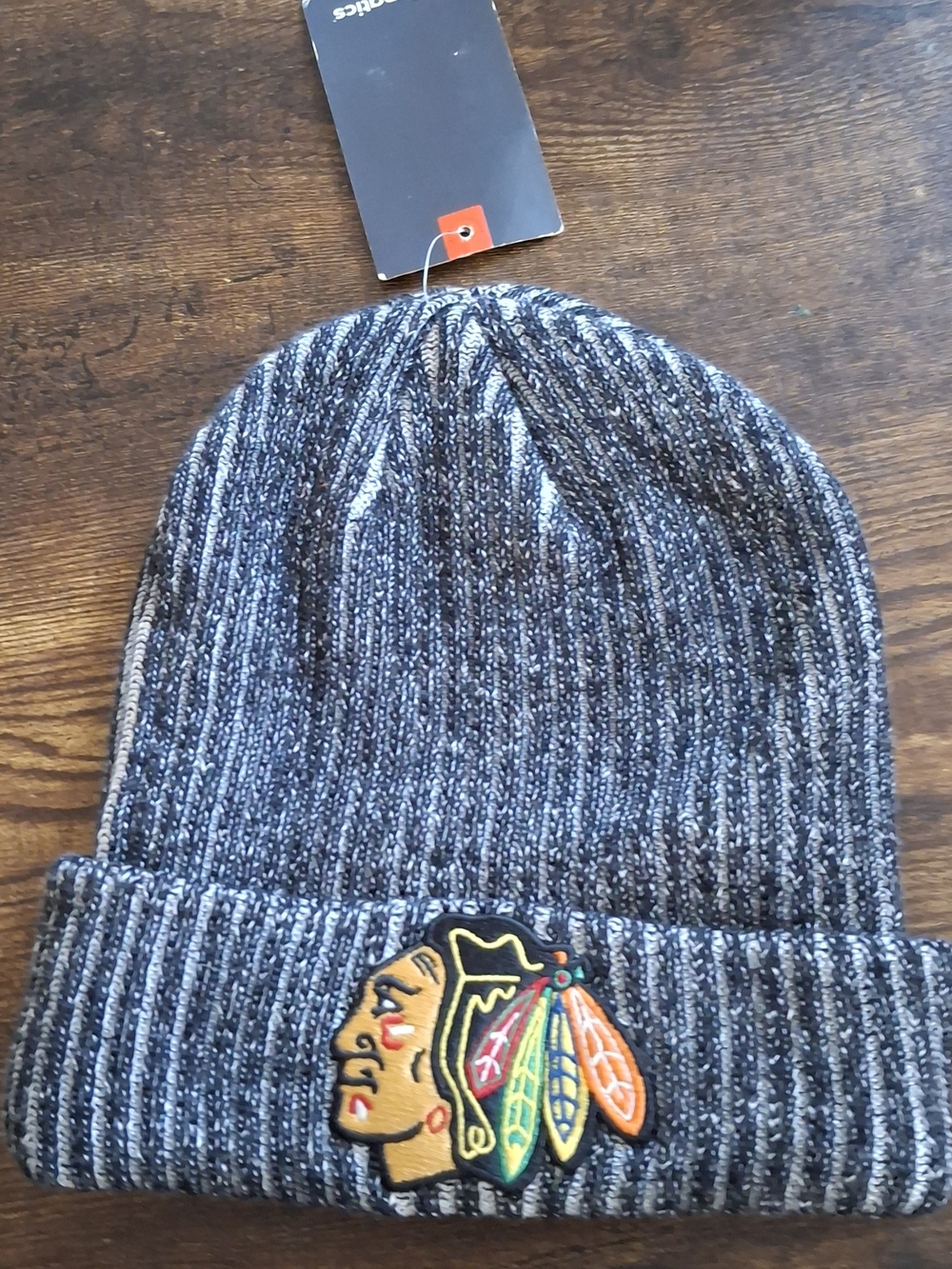 Chicago Blackhawks Gray Knit Cuff Beanie - NHL Team Logo